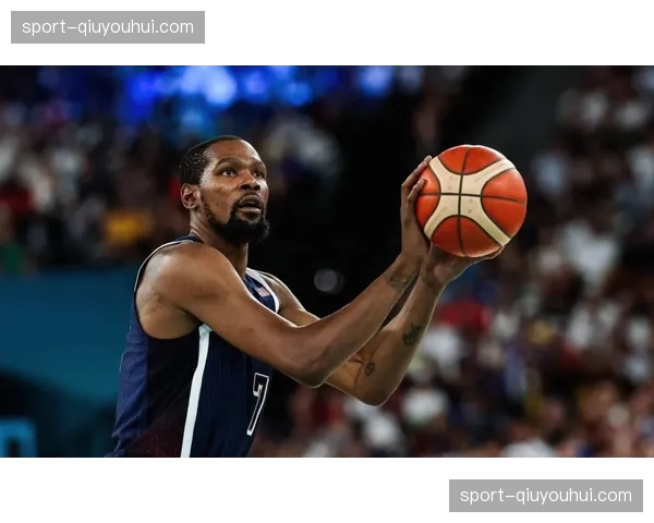 杜兰特火箭生涯数据稳定 37岁高龄仍维持联盟顶级输出 杜兰特火箭生涯数据稳定 37岁高龄仍维持联盟顶级输出