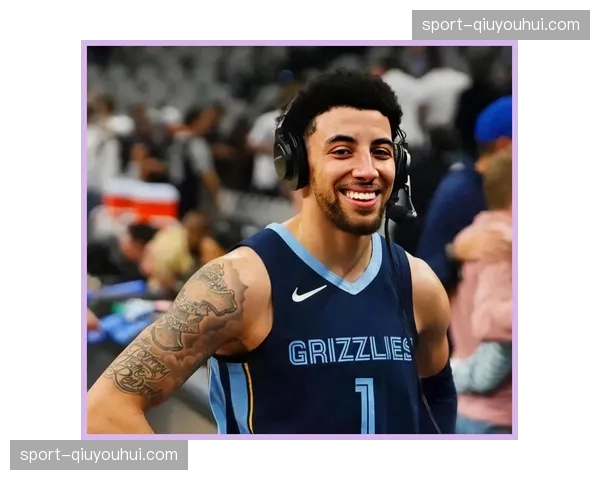 灰熊普罗斯珀冲击内线 小皮蓬控球推进速度创造快攻机会