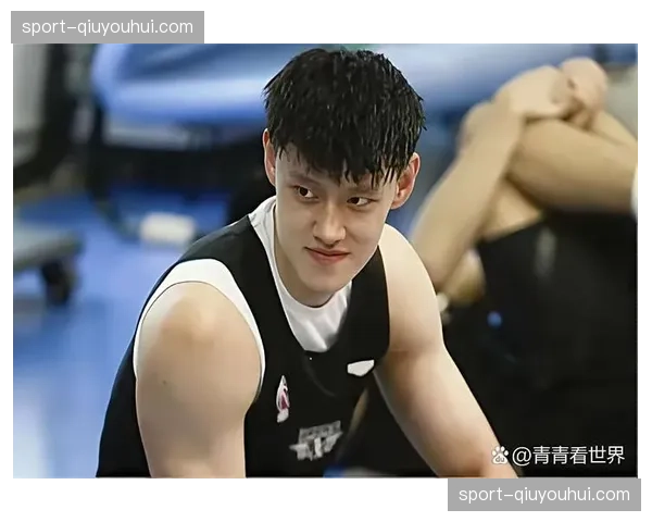 北京后卫赵睿腿部肌肉拉伤预计缺阵两周,曾凡博归期未定 北京后卫赵睿腿部肌肉拉伤预计缺阵两周,曾凡博归期未定