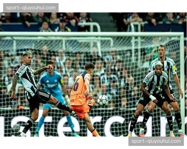 纽卡定位球防守漏洞 塔韦尼耶推射空门暴露协防问题